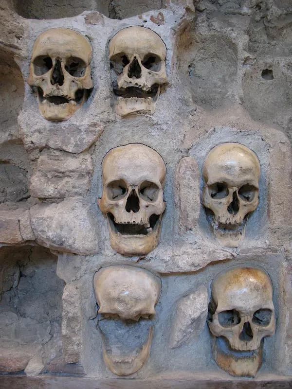 Skull Tower (Ćele Kula)